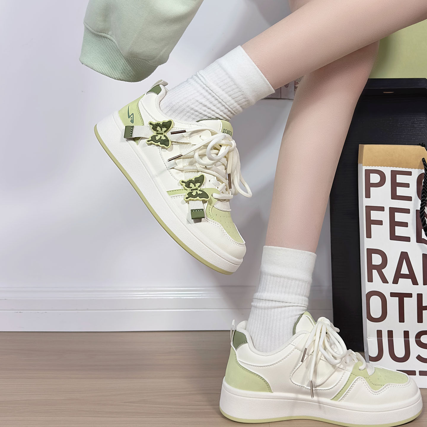 人本抹茶绿蝴蝶小白鞋女2025新款爆款时尚百搭休闲鞋厚底韩版板鞋,淘宝优惠券,粉丝福利购,淘宝优惠卷