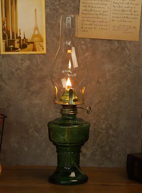 彩色玻璃复古煤油灯摆件摄影道具