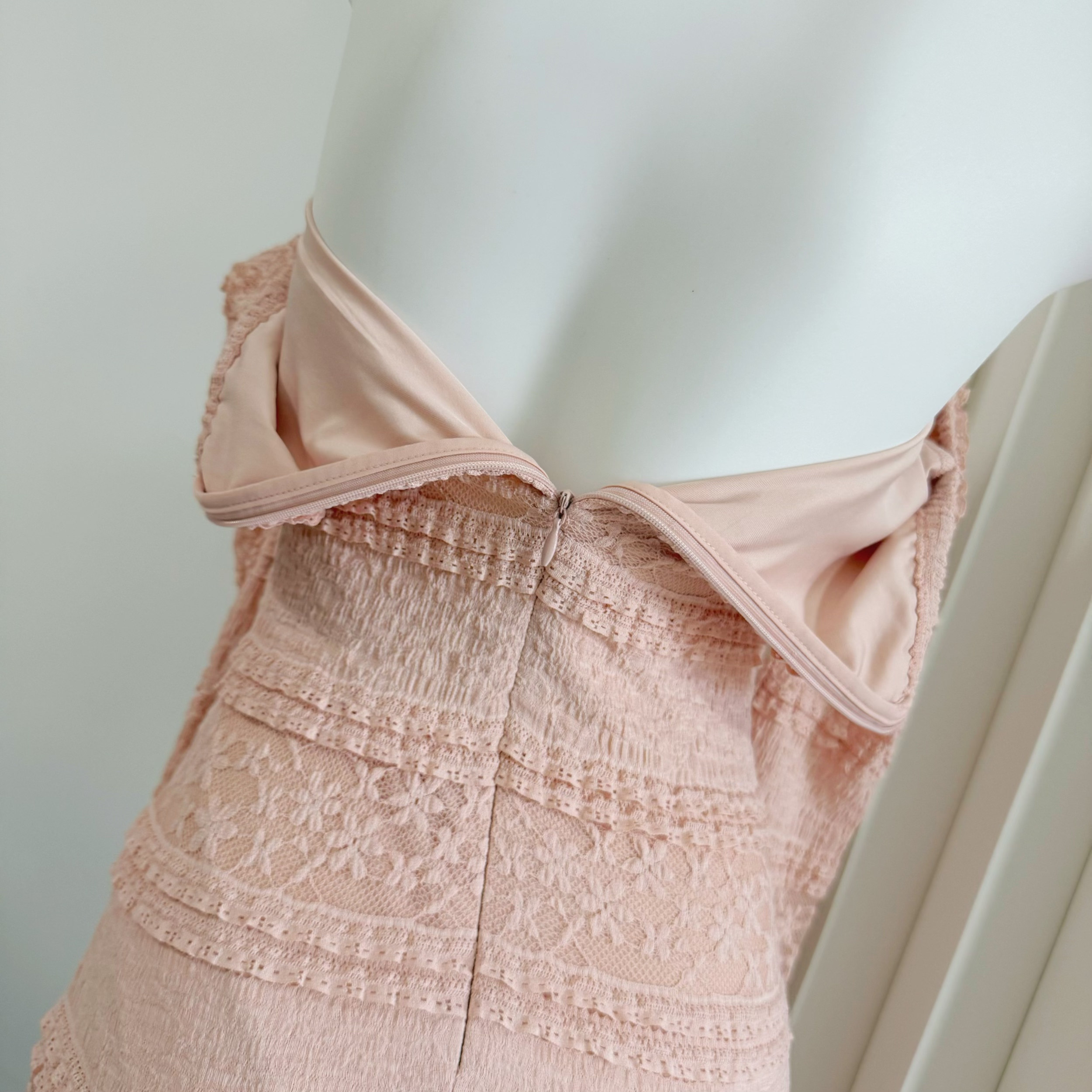 拾依集2026年春季新款女一字肩粉色连衣裙大方得体绝美后开叉裙子,淘宝优惠券,粉丝福利购,淘宝优惠卷