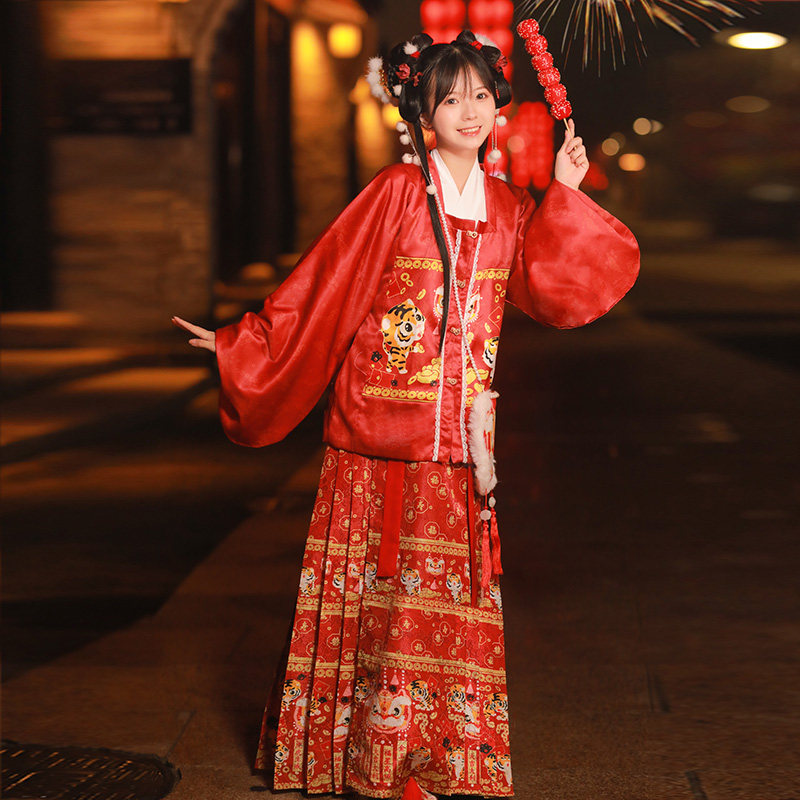 玫布琳原创虎虎矜冬季汉服马面裙 玫布琳汉服