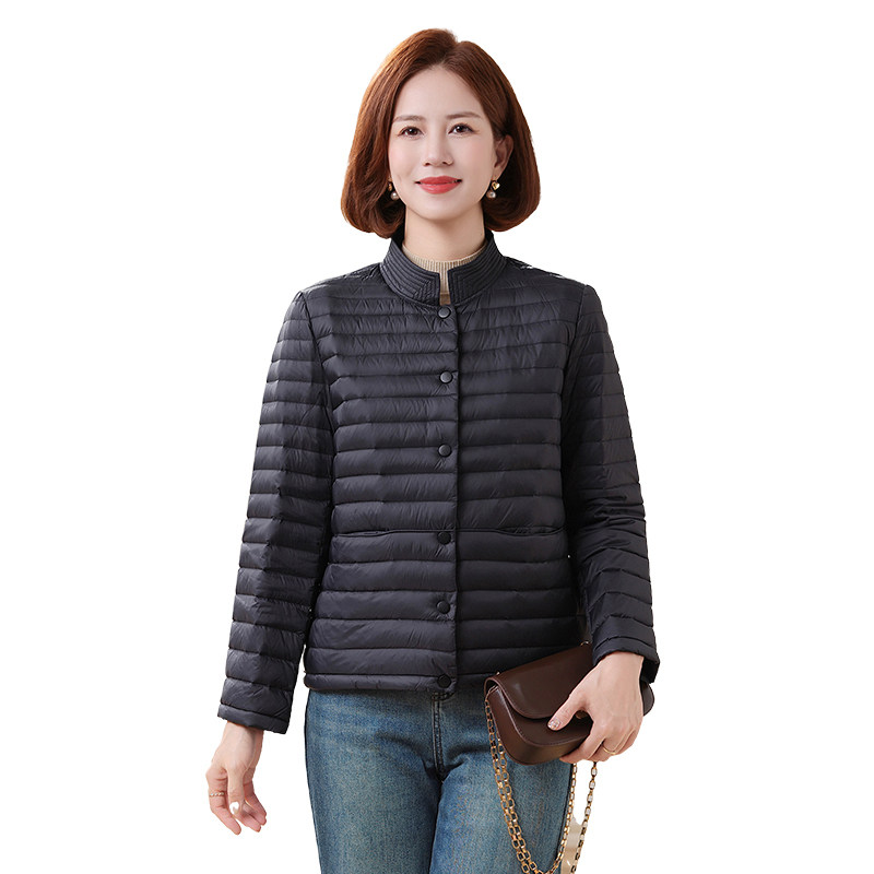 雅鹿立领妈妈装羽绒服轻薄内胆2025冬季新款中老年休闲保暖外套女