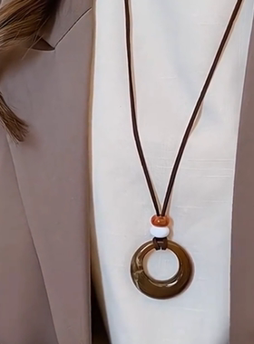 不规则咖色圈圈吊坠小众百搭项链