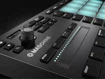 NI Maschine Mikro MK3 effector percussion cushion drum machine MIDI controller