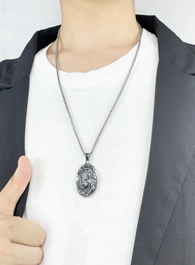 生肖虎年男嘻哈猛虎下山钛钢项链