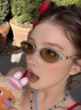jennie同款墨镜女复古老钱风高级感长方形小脸防紫外线茶色太阳镜