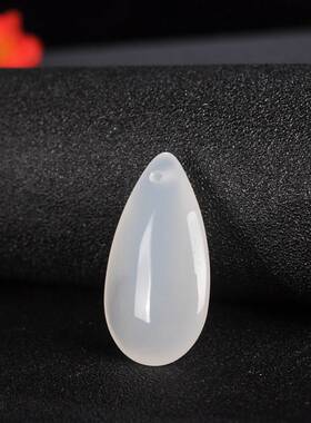 绿玉髓水滴玉髓吊坠 白粉黄红玉髓水滴项坠电商货源