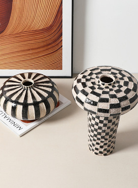 侘寂复古风手绘粗砂陶瓷摆件