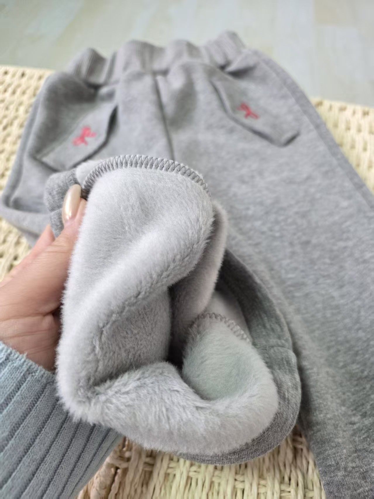 女宝女童新款秋冬季新款儿童加厚休闲裤女孩外穿保暖长裤子喇叭裤,淘宝优惠券,粉丝福利购,淘宝优惠卷