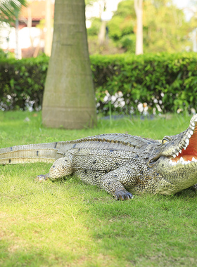户外仿真鳄鱼雕塑玻璃钢装饰摆件