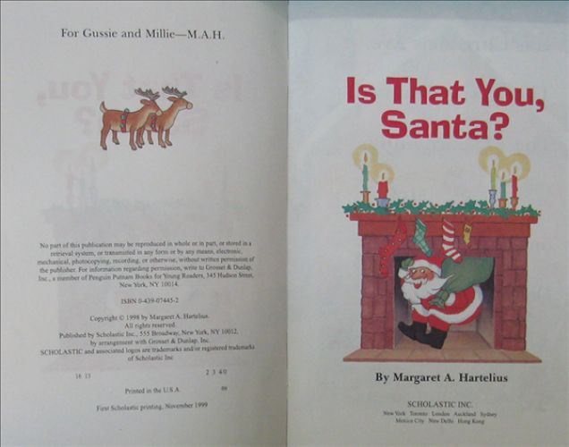 Is That You Santa A Picture Reader by Margaret A.Hartelius平装Scholastic是你圣诞老人(一个图片阅读器)圣诞老人 - 图1