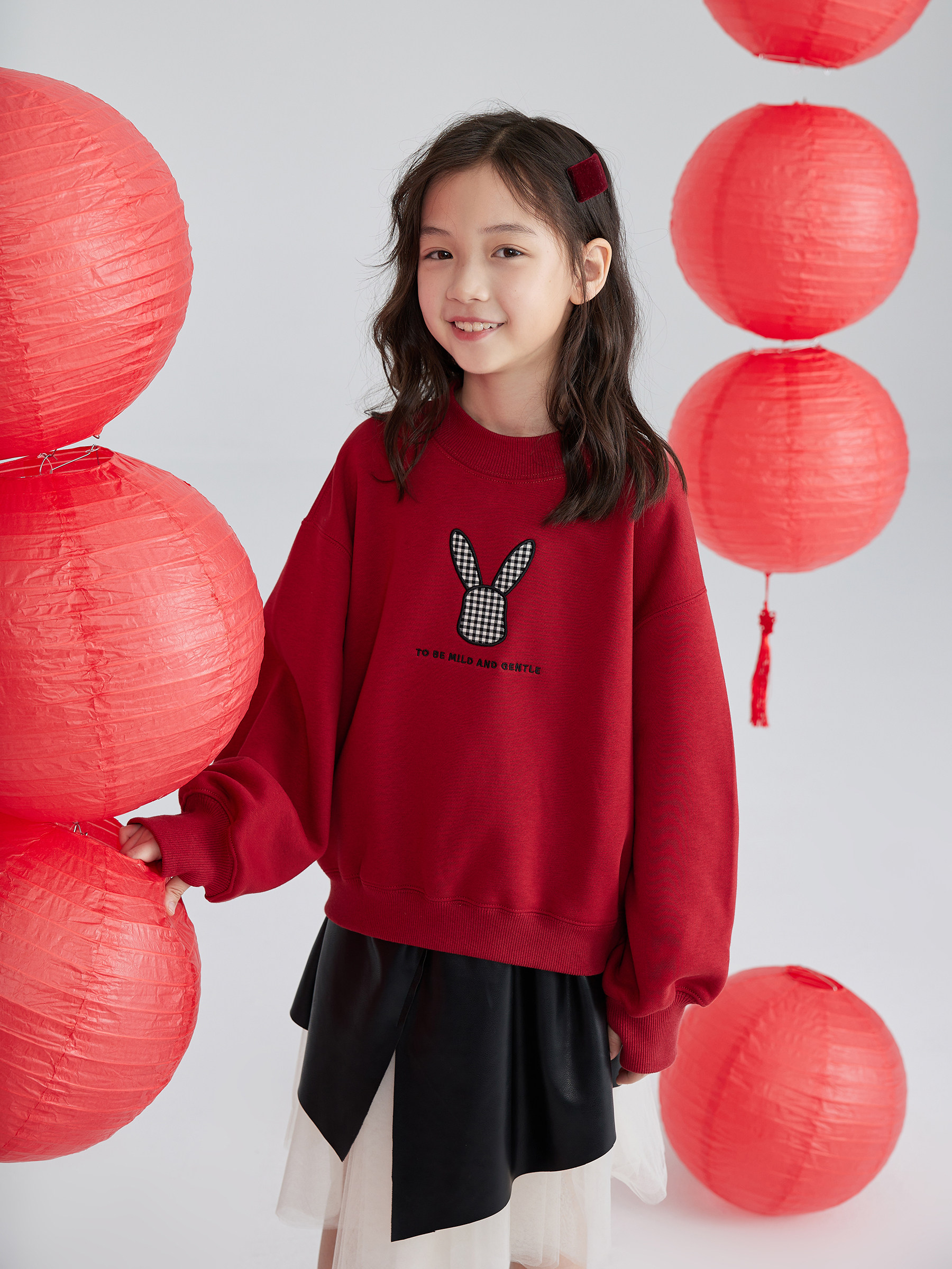 【6折】MIMIGOGO新年潮酷贴布绣格纹小兔子堆领儿童长袖卫衣2L04 - 图3