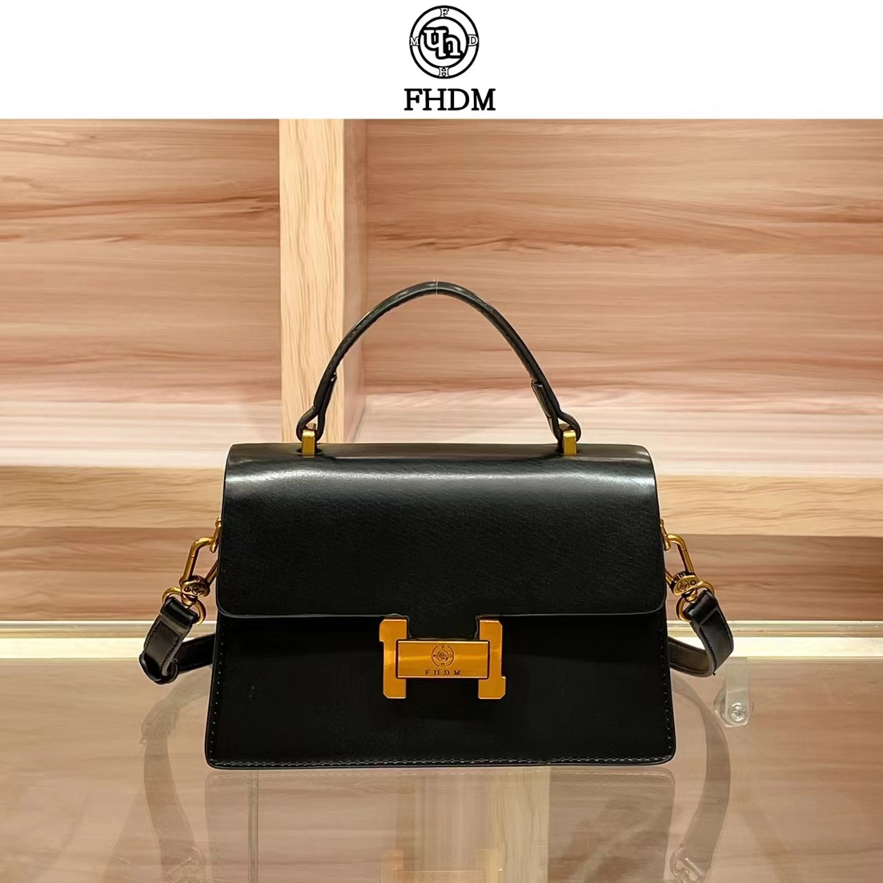 香港2024新款真皮小众设计手提小方包轻奢时尚链条单肩斜挎包包女,淘宝优惠券,粉丝福利购,淘宝优惠卷