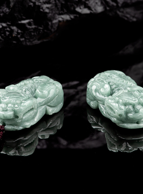 天然翡翠貔貅吊坠男女