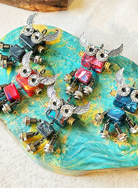 个性项链木小魔树脂小众合金链