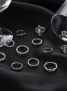 Vintage personality hollow out moon combination ring跨境戒指