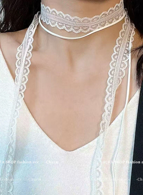 纯欲风叠戴蝴蝶结白色蕾丝飘带