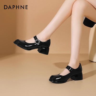 时尚单鞋达芙妮休闲百搭