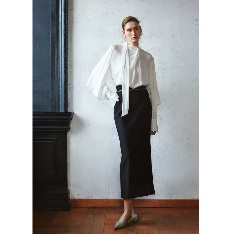 LYNEE【郁金香】收腰直筒半身裙女秋季新款百搭v字腰下摆开叉裙子,淘宝优惠券,粉丝福利购,淘宝优惠卷