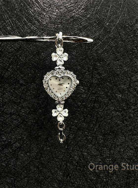 Vintage古着镶钻四叶草爱心表盘