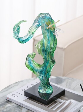 现代轻奢树脂雕塑摆件