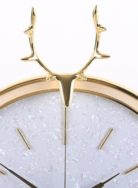 轻奢北欧鹿头家用客厅时钟