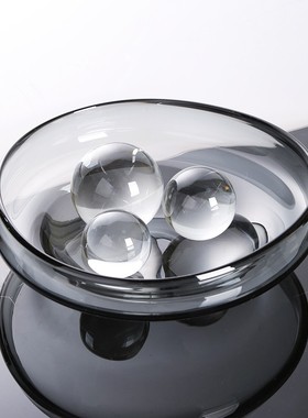 轻奢透明白玻璃球摆件