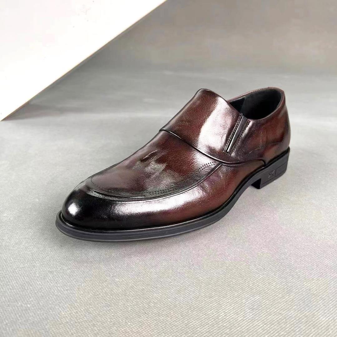 沉争呈男鞋旗舰店2023夏季头层牛皮男士商务休闲软底软面皮鞋