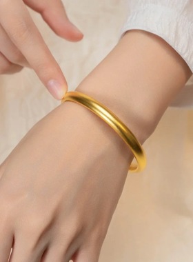 2025新款越南沙金泥鳅背素圈手镯8m宽金店同款古法磨砂实心手环