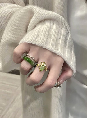 新中式气质青翠欲滴猫眼绿莺尾花戒指高级感复古宫廷风指环可调节