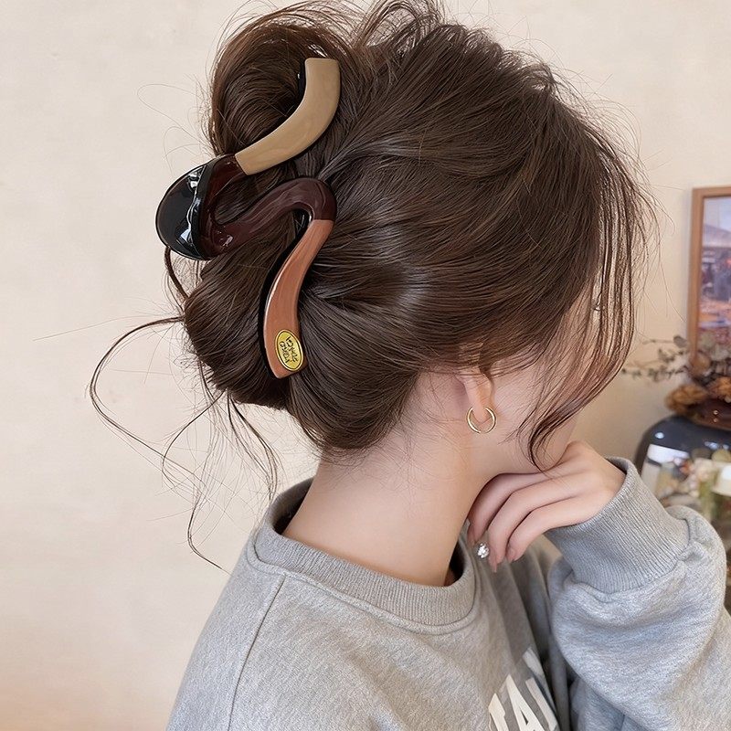 高品质撞色波浪抓夹女高级感2025新款鲨鱼夹高级感秋日后脑勺发夹,淘宝优惠券,粉丝福利购,淘宝优惠卷