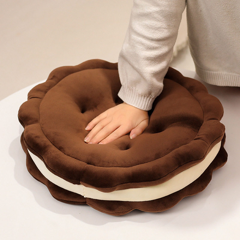 创意巧克力饼干抱枕沙发客厅靠垫办公室毛绒靠背午睡枕头车载靠枕,淘宝优惠券,粉丝福利购,淘宝优惠卷