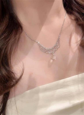 法式白色透明水滴蕾丝温柔小众项链气质时尚独特设计锁骨链颈链女