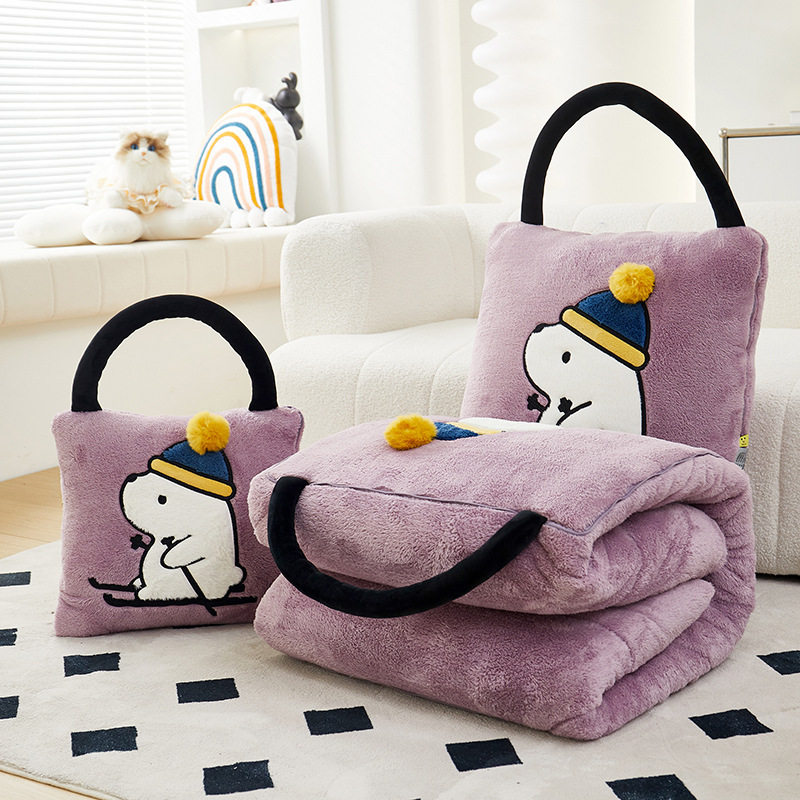 2024新款秋冬加厚抱枕被长毛绒雪橇熊靠垫被手提肩带款,淘宝优惠券,粉丝福利购,淘宝优惠卷