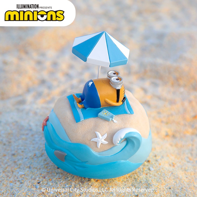 LOTS 环球影业小黄人正版周边音乐盒沙滩八音盒生日礼物女生儿童