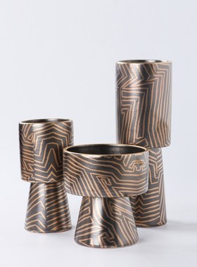 现代简约陶瓷花瓶客厅电视柜样板房装饰黑金高脚插花花器软装摆件