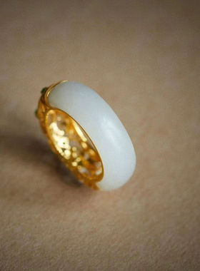 法国CapinKofin仿白玉冬纹古典镂空戒指新中式复古高级感大气和