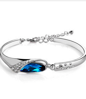 women's Blue artificial crystal diamond bracelet甜美手镯
