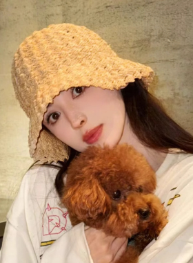 娜扎草帽女夏海边2025新款出游度假沙滩帽防晒防紫外线草编太阳帽