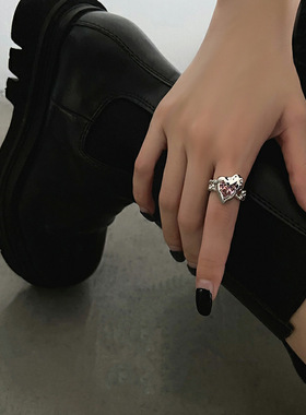 粉色宝石爱心镶嵌戒指女CRIVLA