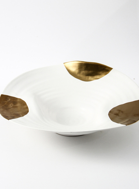 现代轻奢茶几白色陶瓷果盘摆件