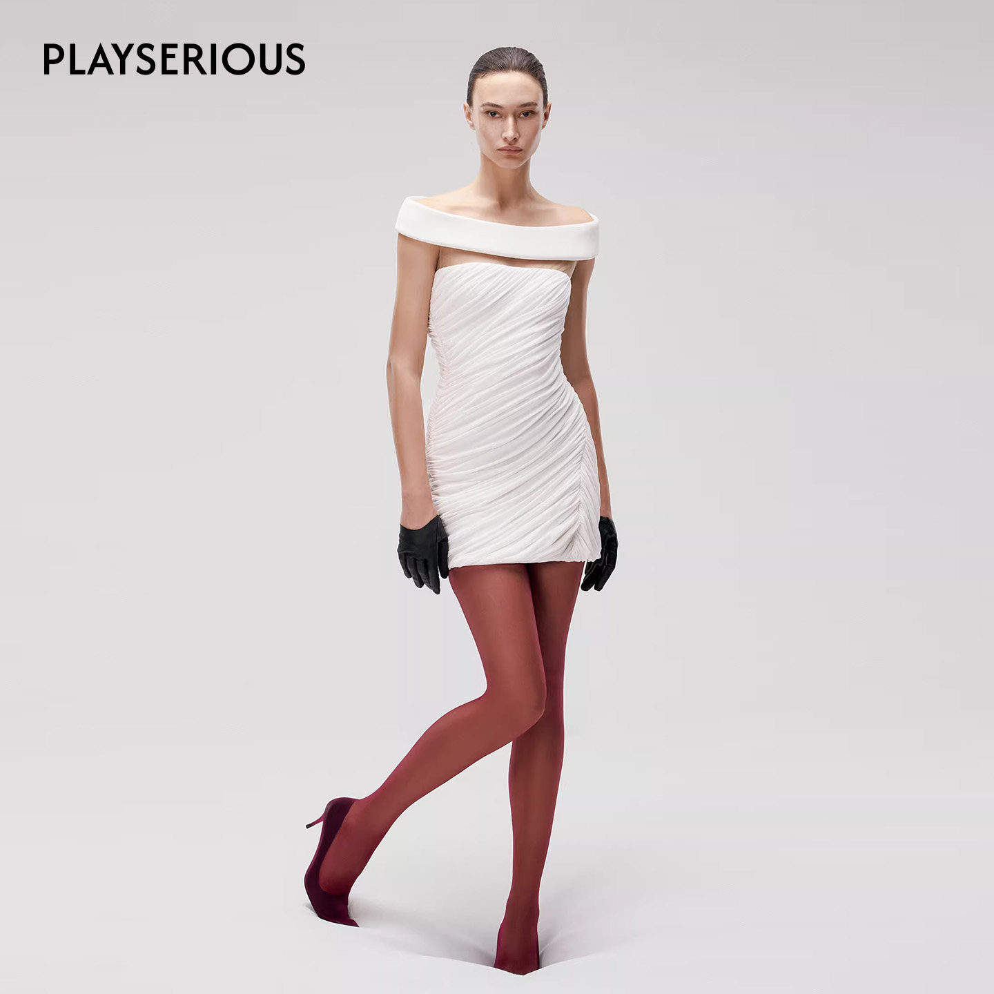 CHATS BY C.DAM 2026春夏新款修身不对称褶皱连衣裙女一字肩短裙,淘宝优惠券,粉丝福利购,淘宝优惠卷