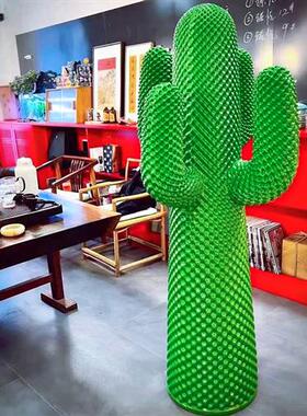 Gufram大型仿真网红仙人掌衣帽架雕塑家庭房间装饰客厅落地大摆件