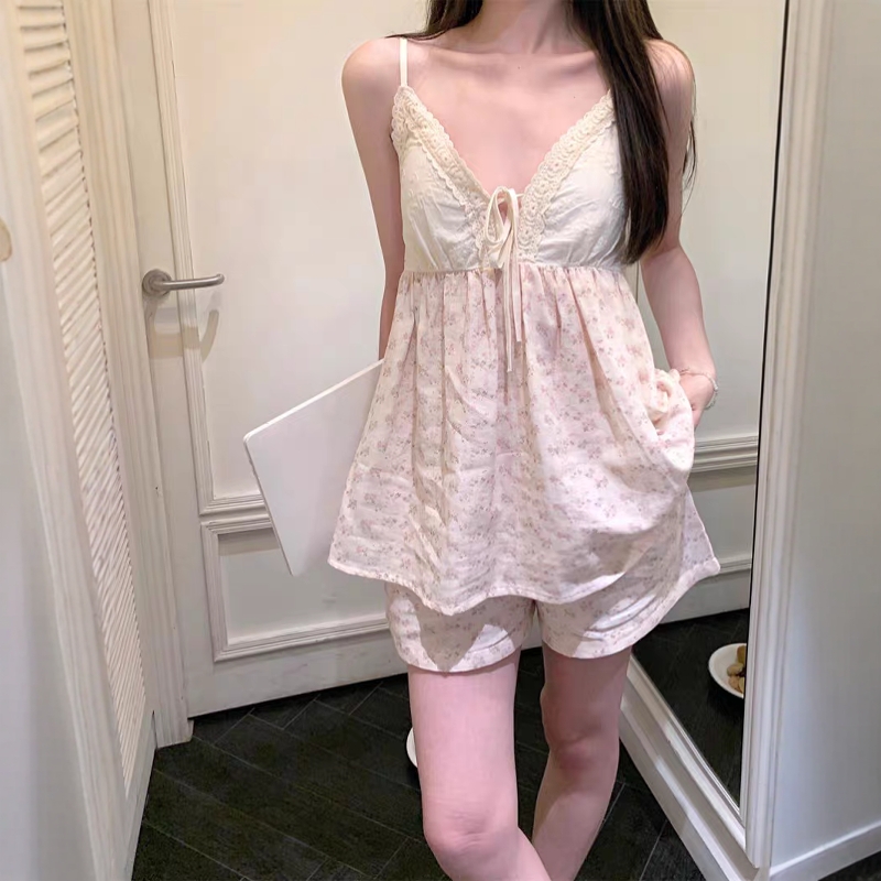 PPHOME自制~美到失语 甜美少女碎花蕾丝拼接带胸垫家居服睡衣套装 - 图0