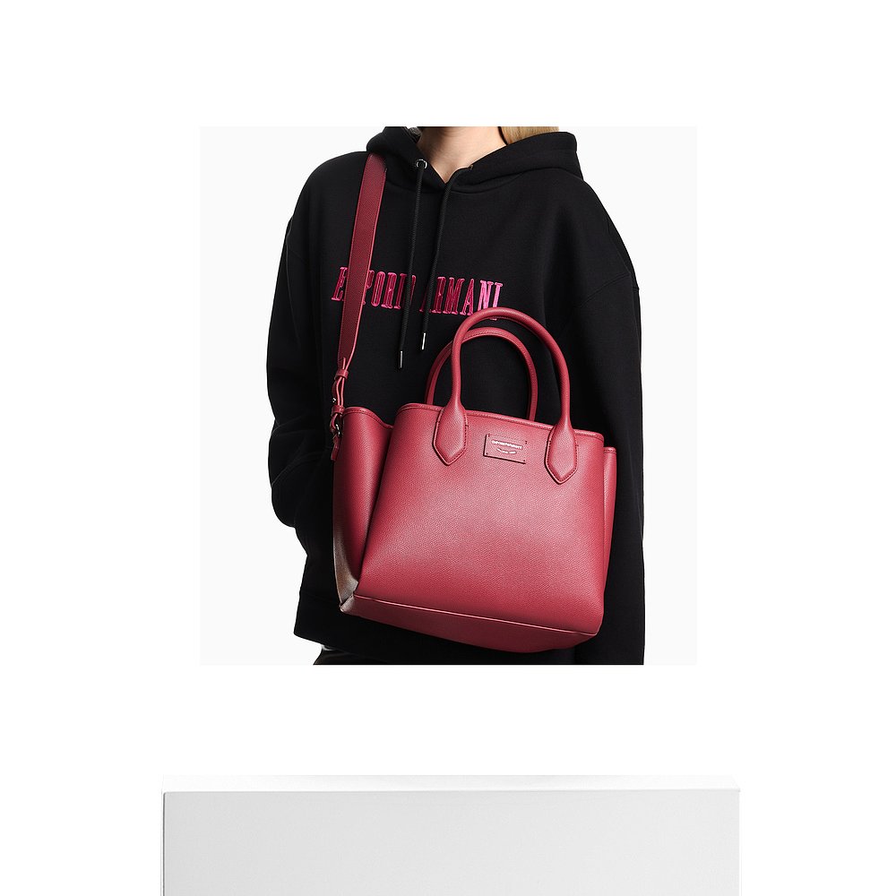 香港直邮Emporio Armani 徽标单肩包 EW002329AF17799 - 图3