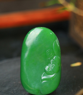 安道子和田玉山水料佛像吊坠山料