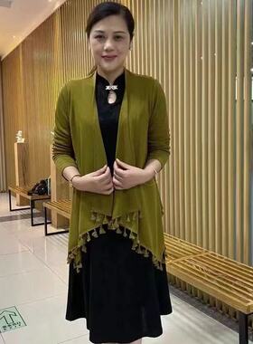 披肩外搭新款披肩妈妈婚礼高档春季中老年百搭外披肩秋款针织外套