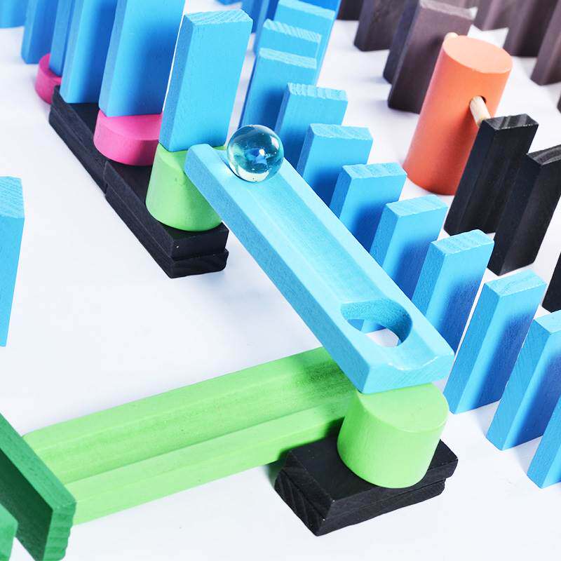  法嘉维多米诺骨牌