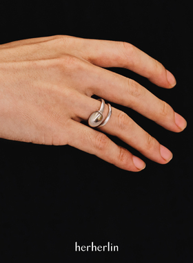 【张靓颖同款】herherlin原创设计角铃螺旋双圈锤纹925银戒指气质