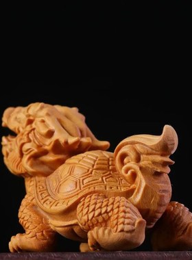 崖柏木雕龙龟摆件手把瑞兽