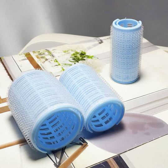 Blue fresh curling barrel with bangs and eight-character air curls